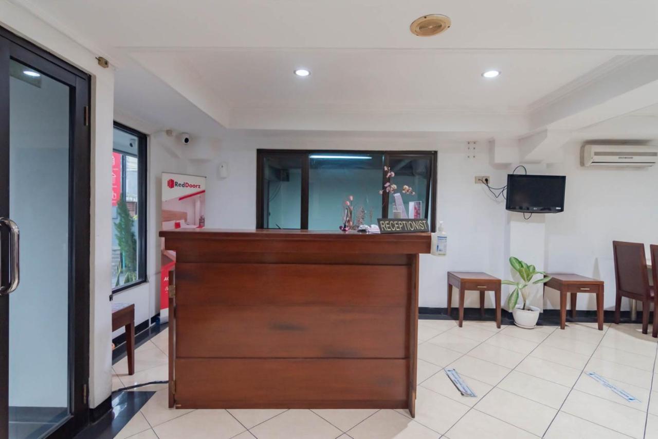 Reddoorz Plus At Buah Batu Бандунг Екстериор снимка