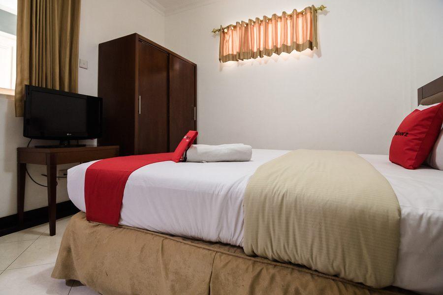 Reddoorz Plus At Buah Batu Бандунг Екстериор снимка