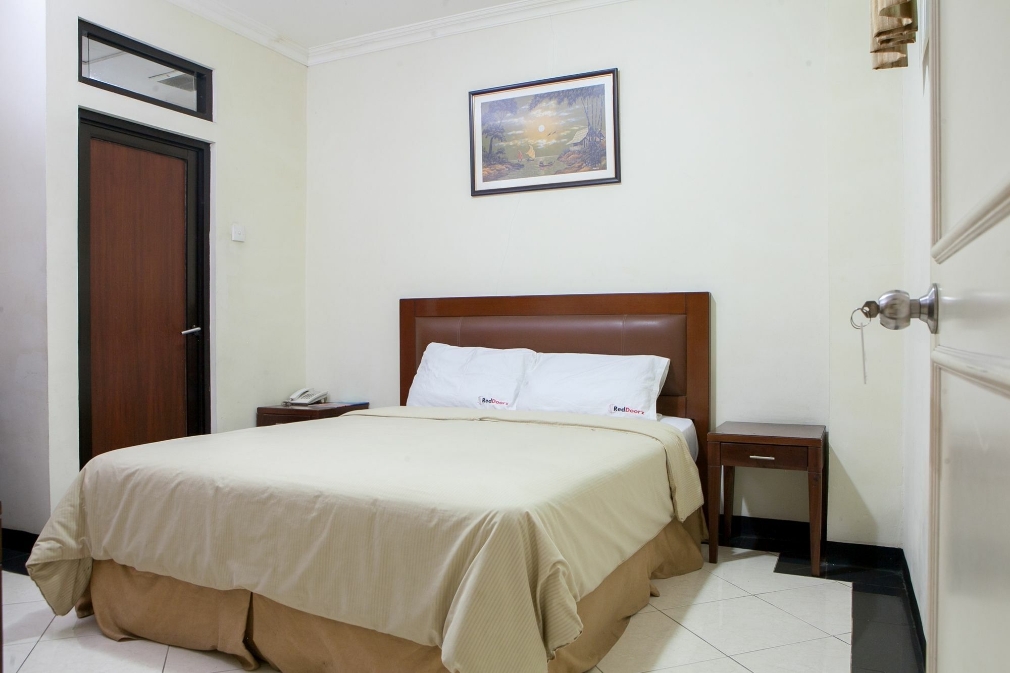 Reddoorz Plus At Buah Batu Бандунг Екстериор снимка