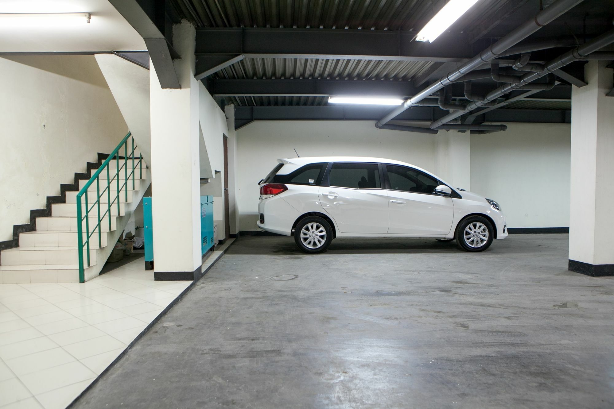 Reddoorz Plus At Buah Batu Бандунг Екстериор снимка