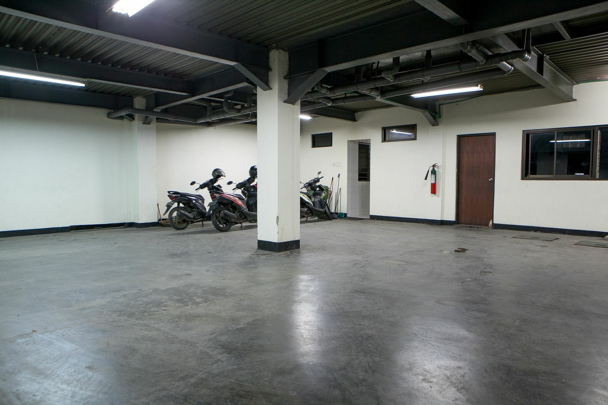 Reddoorz Plus At Buah Batu Бандунг Екстериор снимка